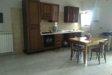 Palazzo Camelot, 19 Via Nazionale Apartamento San Demetrio ne' Vestini Exterior foto